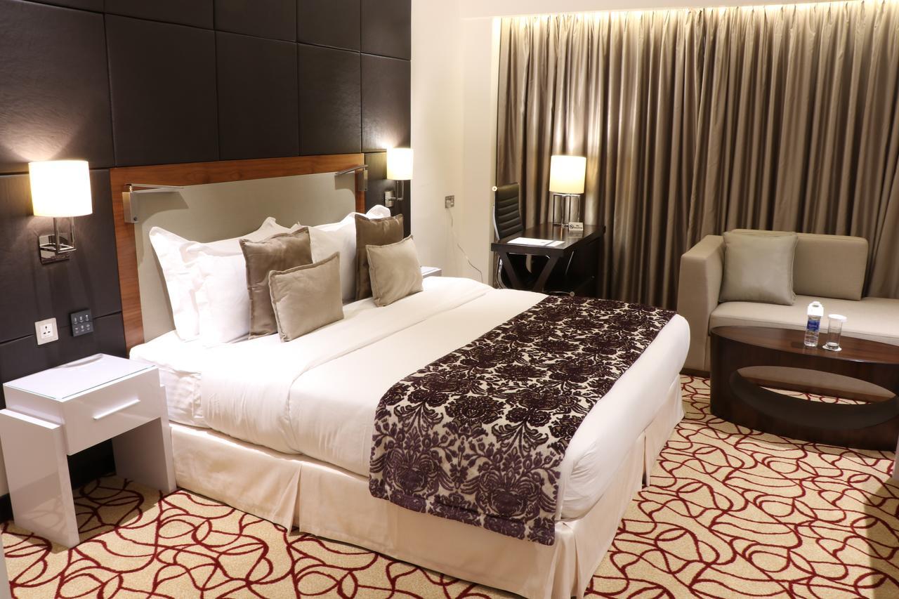 Radisson Panorama 4*